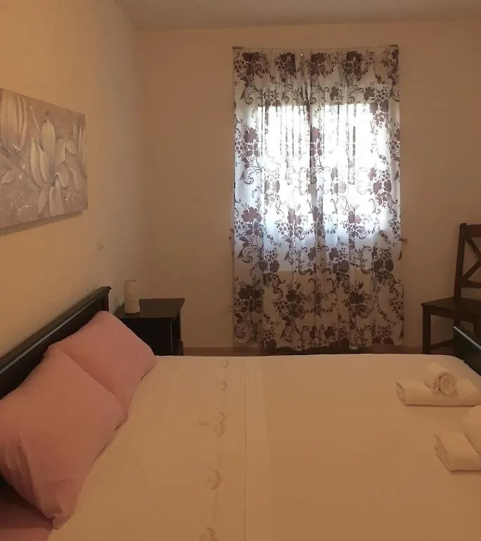 Holiday House Emc Umag